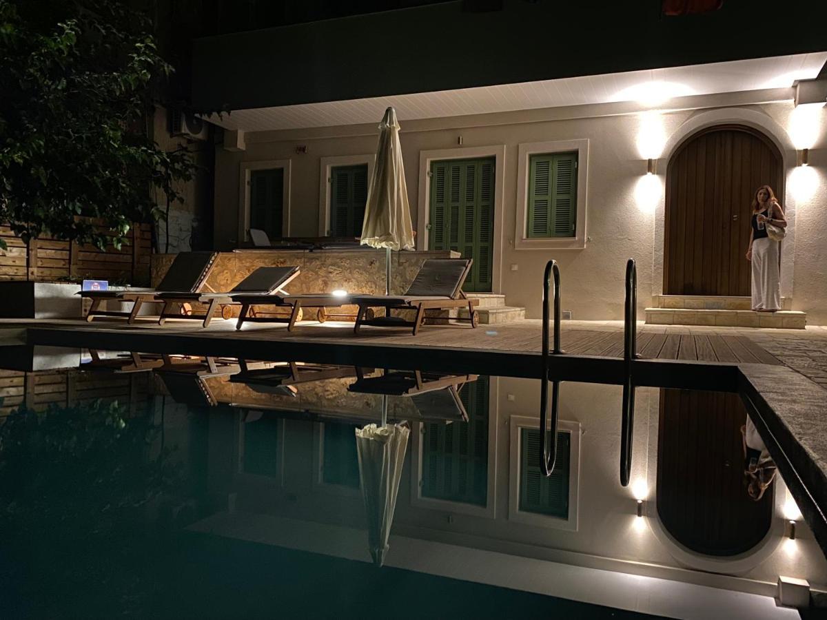 Caltabania Suites Áyios Nikítas エクステリア 写真