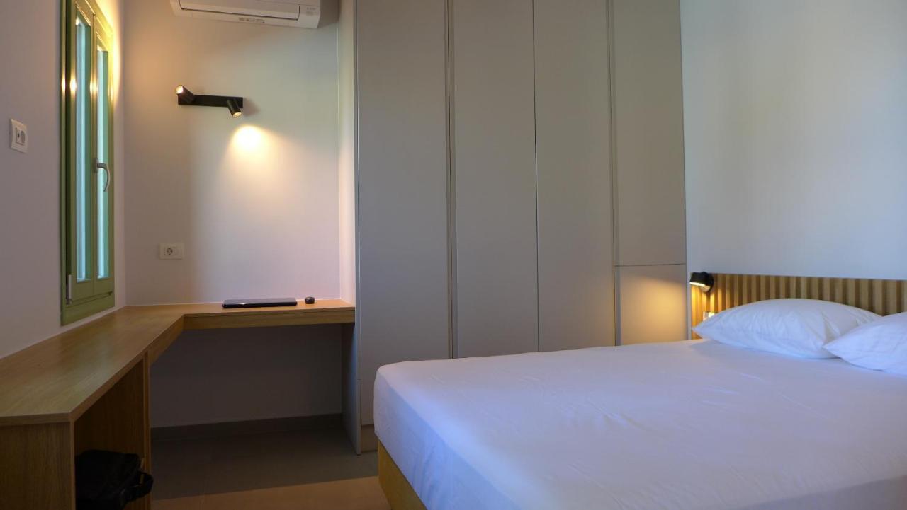 Caltabania Suites Áyios Nikítas エクステリア 写真